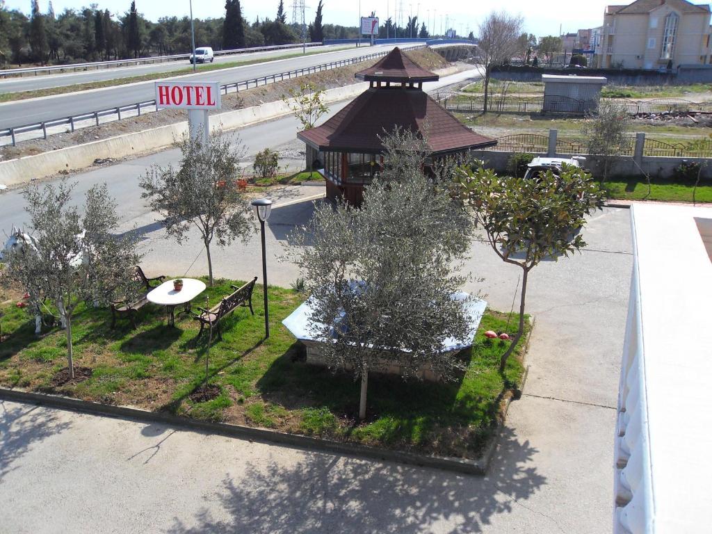 Hotel Lovcen Podgorica Zewnętrze zdjęcie
