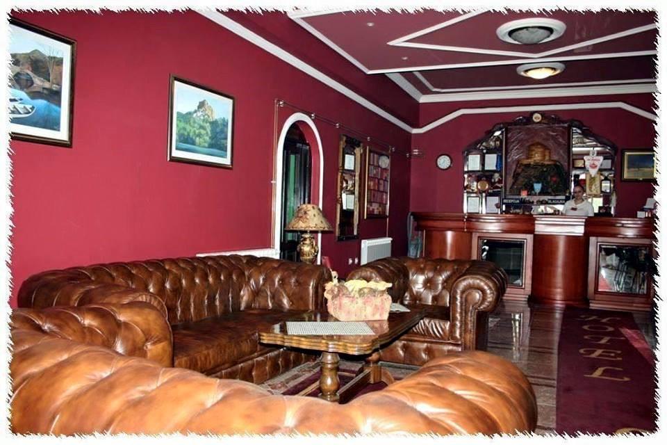Hotel Lovcen Podgorica Zewnętrze zdjęcie